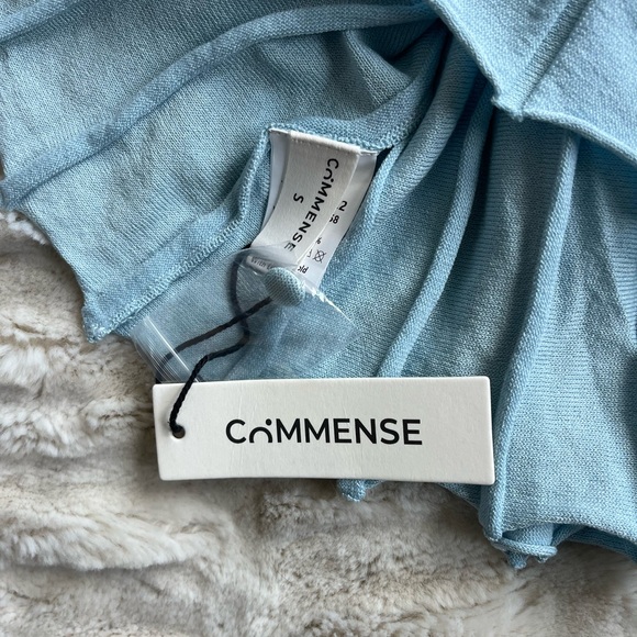 Elegant Blue Ribbed Maxi Dress - Picture 7 of 7